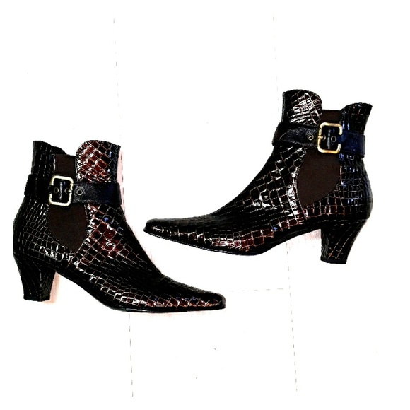 J.Renee Shoes - J Renee short boots snake skin design